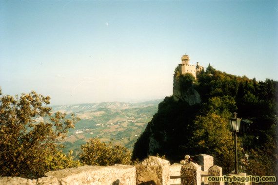 San Marino - www.countrybagging.com