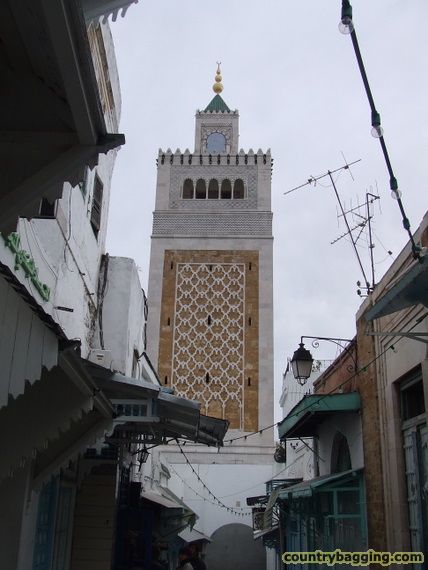 Mosque in the Medina - www.countrybagging.com