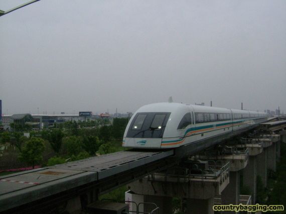 The Maglev - www.countrybagging.com
