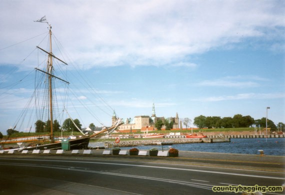 Kronborg Slot, Helsingor - www.countrybagging.com