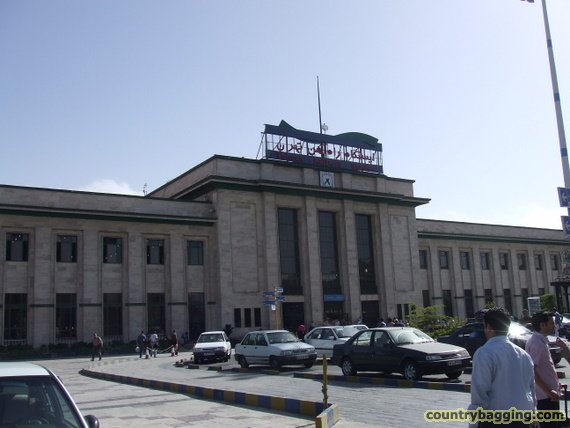 Tehran railway station - www.countrybagging.com