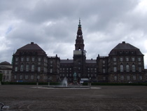 Christiansborg Palace - www.countrybagging.com