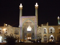 Mosque in Isfahan - www.countrybagging.com