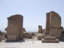 The shrine of Jamal al-din - www.countrybagging.com