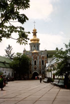 Monastery, Kiev - www.countrybagging.com